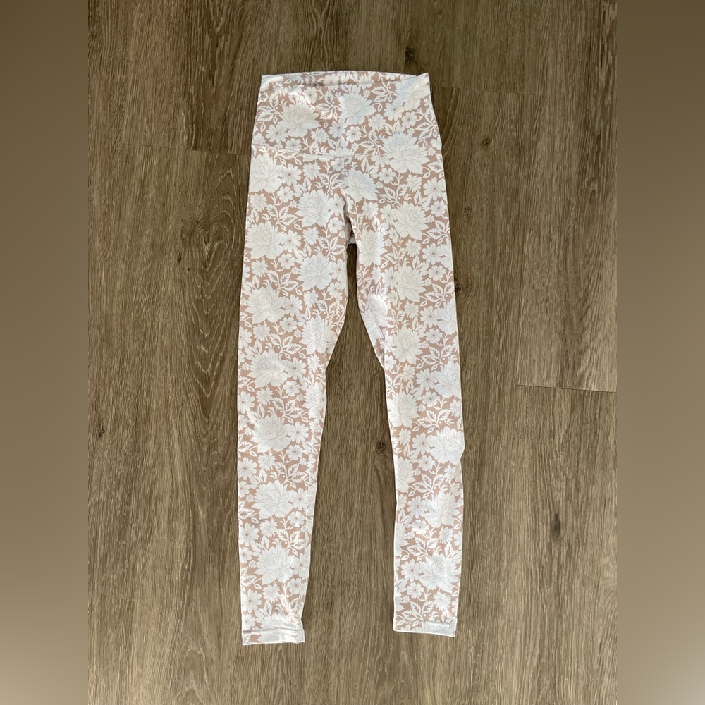 Floral Patterned Leggings- DYI